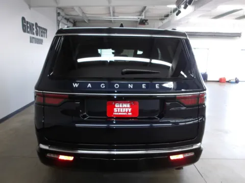 More photos of 2025 Jeep Wagoneer Series II at Gene Steffy Chrysler Dodge Jeep RAM, NE