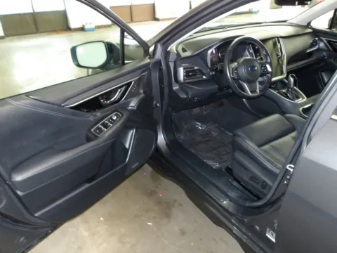 More photos of 2022 Subaru Outback Limited at Gene Steffy Chrysler Dodge Jeep RAM, NE