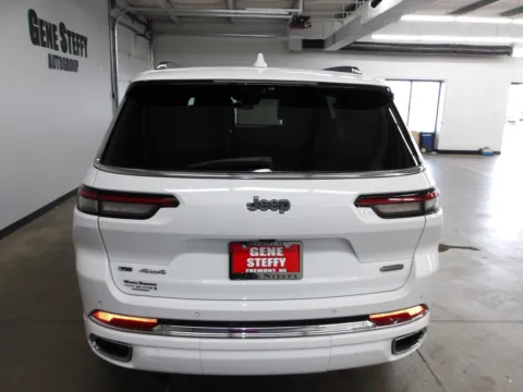 More photos of 2022 Jeep Grand Cherokee L Overland at Gene Steffy Chrysler Dodge Jeep RAM, NE