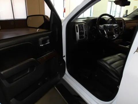 More photos of 2017 GMC Sierra 1500 Denali at Gene Steffy Chrysler Dodge Jeep RAM, NE