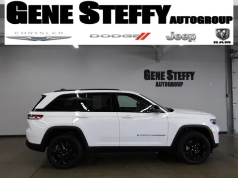 White 2022 Jeep Grand Cherokee Altitude for sale in Fremont, NE