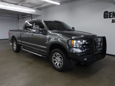 Photos of 2020 Ford Super Duty F-250 SRW LARIAT for sale in Fremont, NE at Gene Steffy Chrysler Dodge Jeep RAM