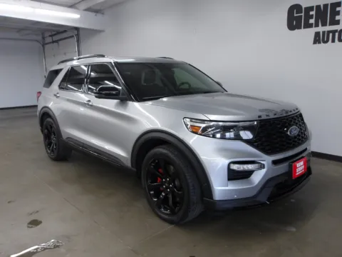 Photos of 2020 Ford Explorer ST for sale in Fremont, NE at Gene Steffy Chrysler Dodge Jeep RAM