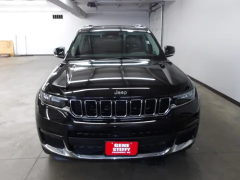 Another view of 2022 Jeep Grand Cherokee L Limited for sale in Fremont, NE at Gene Steffy Chrysler Dodge Jeep RAM