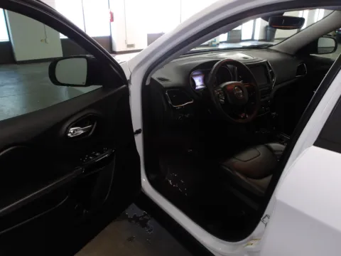 More photos of 2023 Jeep Cherokee Altitude Lux at Gene Steffy Chrysler Dodge Jeep RAM, NE