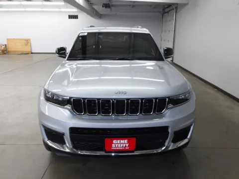 Another view of 2025 Jeep Grand Cherokee L Limited for sale in Fremont, NE at Gene Steffy Chrysler Dodge Jeep RAM