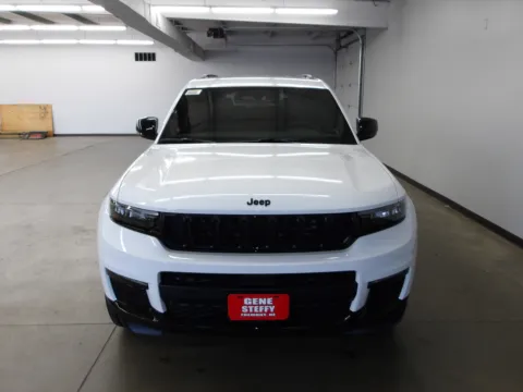 Another view of 2025 Jeep Grand Cherokee L Limited for sale in Fremont, NE at Gene Steffy Chrysler Dodge Jeep RAM