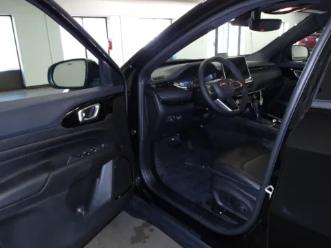 More photos of 2026 Jeep Compass Limited Altitude at Gene Steffy Chrysler Dodge Jeep RAM, NE