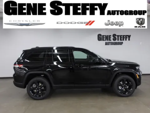 Black 2025 Jeep Grand Cherokee Limited for sale in Fremont, NE