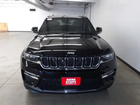 Another view of 2025 Jeep Grand Cherokee Limited for sale in Fremont, NE at Gene Steffy Chrysler Dodge Jeep RAM