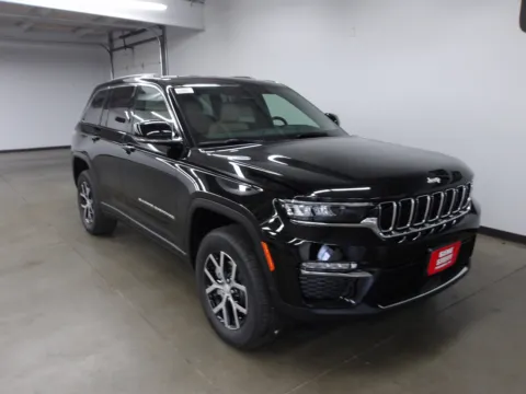 Photos of 2025 Jeep Grand Cherokee Limited for sale in Fremont, NE at Gene Steffy Chrysler Dodge Jeep RAM