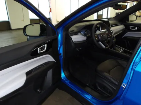 More photos of 2026 Jeep Compass Limited at Gene Steffy Chrysler Dodge Jeep RAM, NE