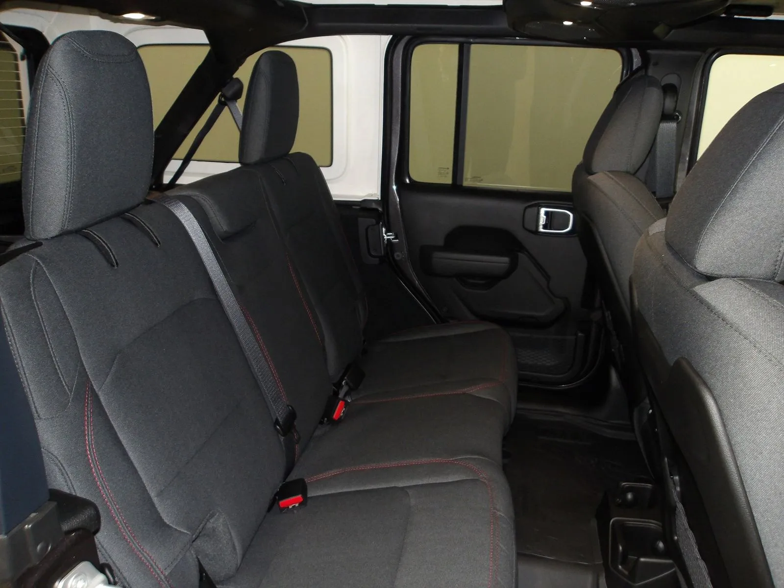2026 Jeep Wrangler 4-Door Rubicon - Photo 14