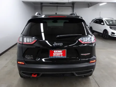 More photos of 2021 Jeep Cherokee Trailhawk at Gene Steffy Chrysler Dodge Jeep RAM, NE