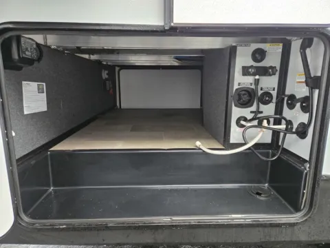 More photos of 2026 Impression Impression 36BR3 at Colman's Country Campers, IL