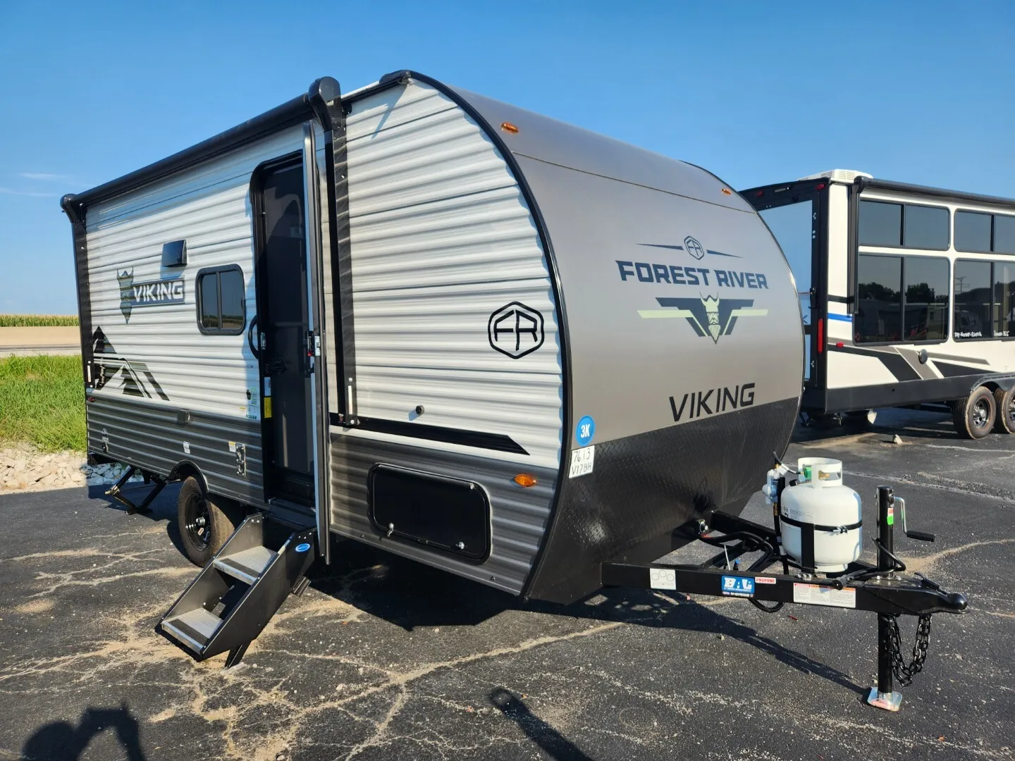 Two Rivers 3k 2026 Forest River Viking 3K Series 17SBH for sale in Hartford, IL at ...