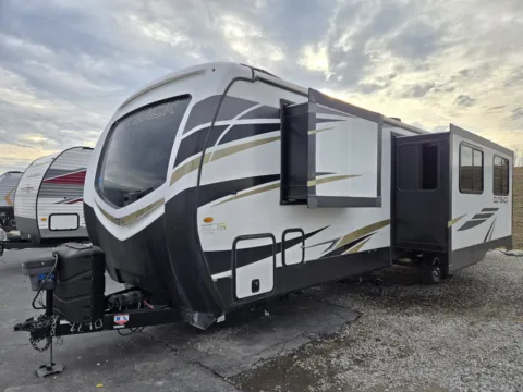 More photos of 2022 Keystone Outback   335CG at Colman's Country Campers, IL