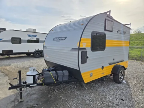 More photos of 2022 Sunset RV Sunray   139 at Colman's Country Campers, IL