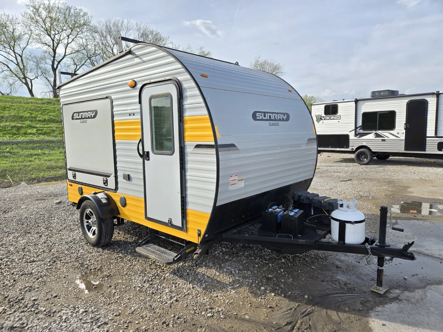 2022 Sunset RV Sunray   139 for sale in Hartford, IL