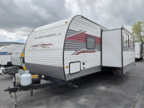 More photos of 2025 Prime Time RV Avenger   28QBSLE at Colman's Country Campers, IL