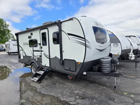 2025 Forest River Flagstaff E-PRO  20FBS for sale in Hartford, IL