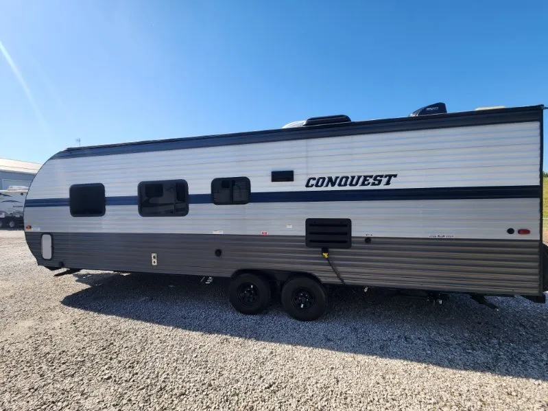 More photos of 2022 Gulf Stream Coach Conquest   26BHG at Colman's Country Campers, IL
