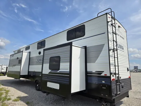 More photos of 2027 Forest River Puma Vista 402LFT at Colman's Country Campers, IL