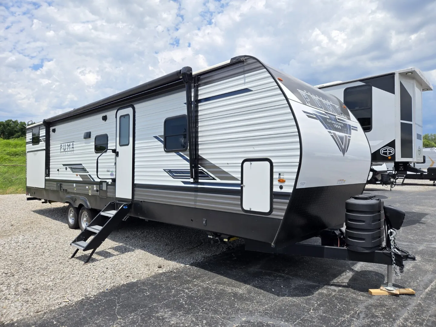2023 Palomino Puma   32RBFQ for sale in Hartford, IL