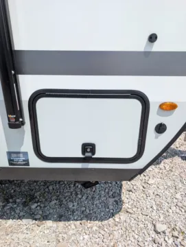 More photos of 2027 Forest River Flagstaff E-PRO  E201SFB at Colman's Country Campers, IL