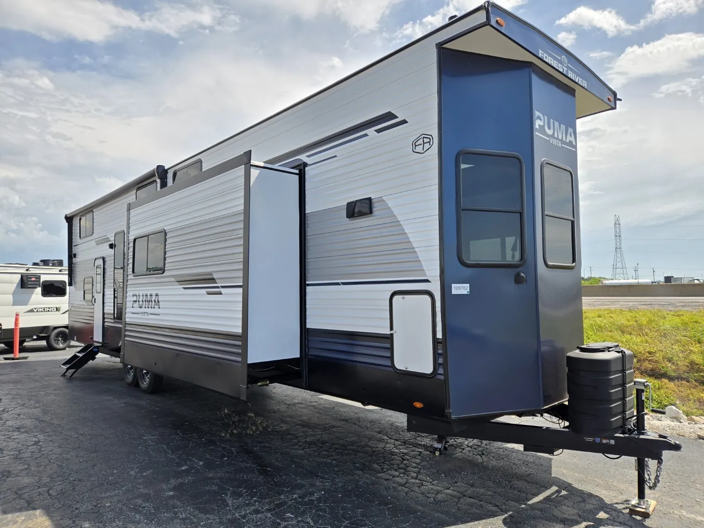 2027 Forest River Puma Vista 403LFT for sale in Hartford, IL