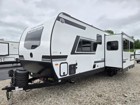 More photos of 2027 Forest River Surveyor Legend 296QBLE at Colman's Country Campers, IL