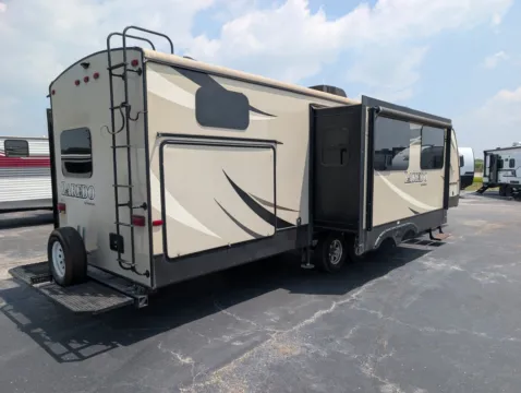 More photos of 2019 Keystone Laredo   332BH at Colman's Country Campers, IL