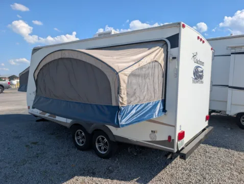 More photos of 2014 Coachmen Freedom Express 19SQX at Colman's Country Campers, IL