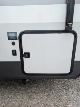 More photos of 2027 Forest River Flagstaff Micro Lite 22FBS at Colman's Country Campers, IL