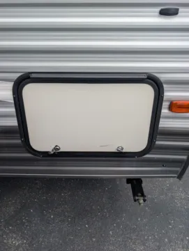 More photos of 2021 Forest River Avenger 26BK at Colman's Country Campers, IL