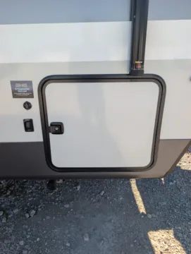 More photos of 2027 Forest River Flagstaff Micro Lite 25BSDS at Colman's Country Campers, IL