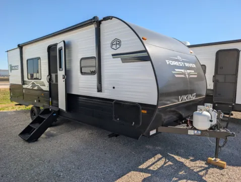2027 Forest River Viking 5K Series 26BH for sale in Hartford, IL