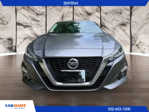 Silver 2019 Nissan Altima 2.5 SL Sedan 4D for sale in Smyrna, DE