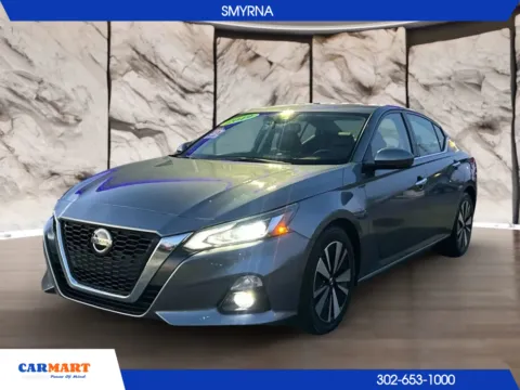 Photos of 2019 Nissan Altima 2.5 SL Sedan 4D for sale in Smyrna, DE at CARMART - Smyrna