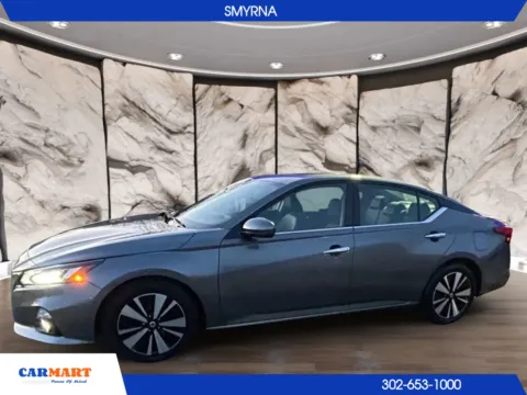 Another view of 2019 Nissan Altima 2.5 SL Sedan 4D for sale in Smyrna, DE at CARMART - Smyrna