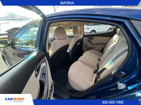 More photos of 2016 Hyundai Elantra SE Sedan 4D at CARMART - Smyrna, DE