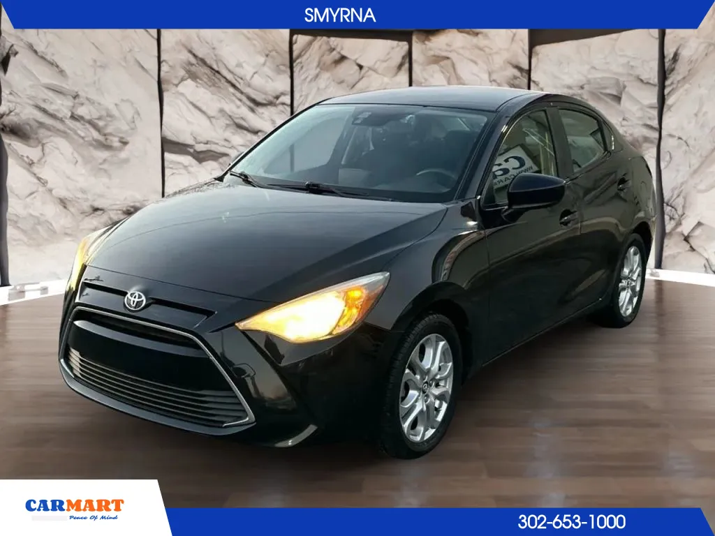 2017 Toyota Yaris iA Base's photo