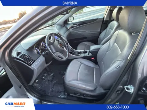 More photos of 2011 Hyundai Sonata Limited Sedan 4D at CARMART - Smyrna, DE