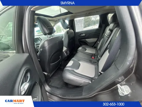 More photos of 2014 Jeep Cherokee Limited Sport Utility 4D at CARMART - Smyrna, DE