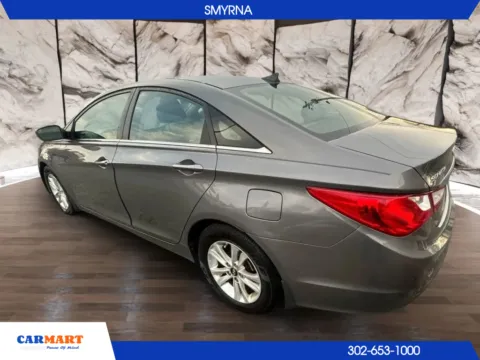 More photos of 2012 Hyundai Sonata GLS Sedan 4D at CARMART - Smyrna, DE