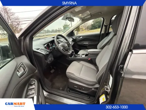 More photos of 2017 Ford Escape SE Sport Utility 4D at CARMART - Smyrna, DE