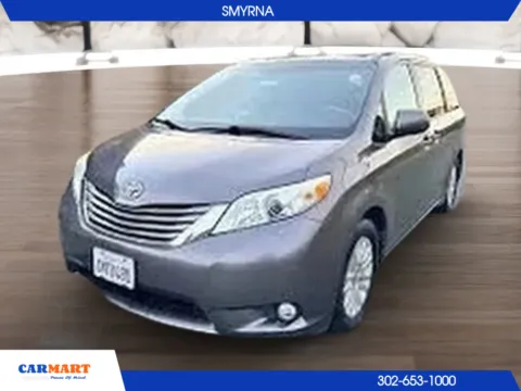 Gray 2013 Toyota Sienna XLE Minivan 4D for sale in Smyrna, DE