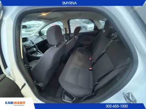 More photos of 2016 Ford Focus SE Sedan 4D at CARMART - Smyrna, DE