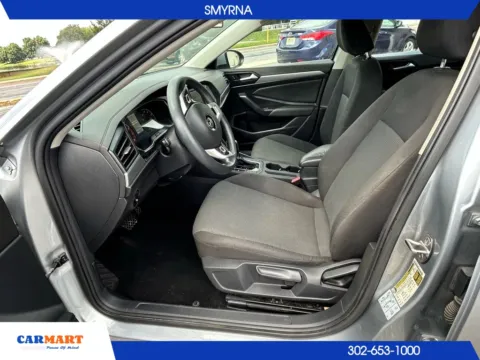More photos of 2020 Volkswagen Jetta 1.4T S Sedan 4D at CARMART - Smyrna, DE