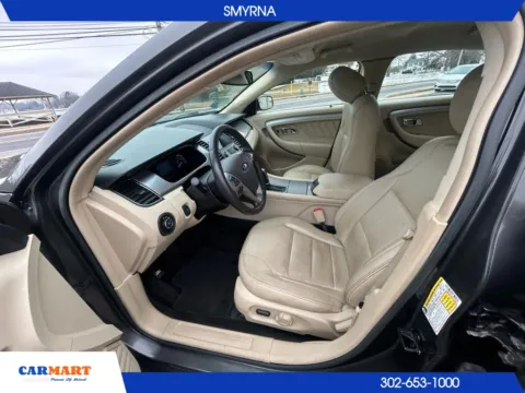 More photos of 2016 Ford Taurus SEL Sedan 4D at CARMART - Smyrna, DE